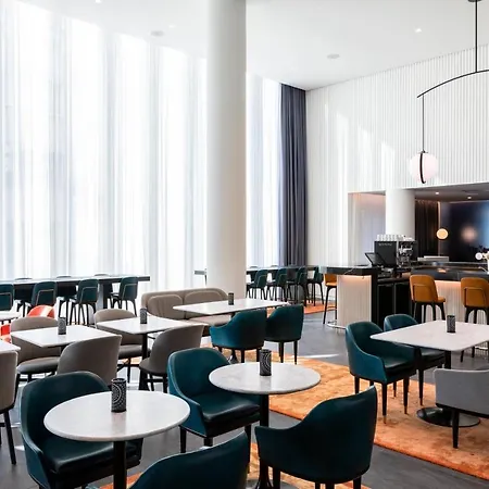 By Marriott 4* Gent
