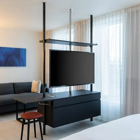 By Marriott Hotel 4*