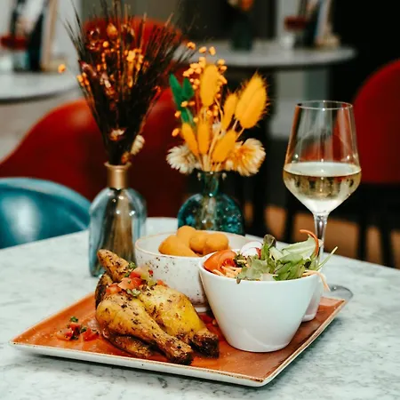 By Marriott Hotel 4*