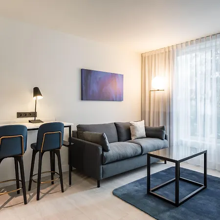 فندق By Marriott خنت