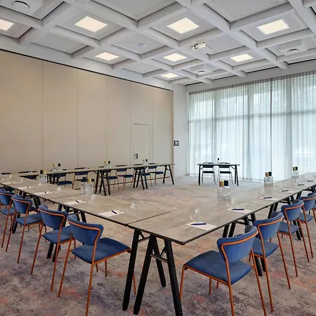 By Marriott Hotel 4*