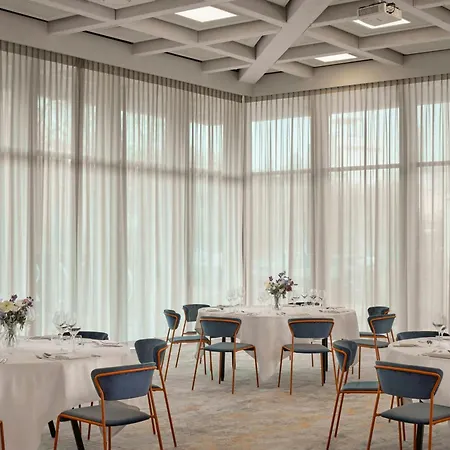 By Marriott 4*