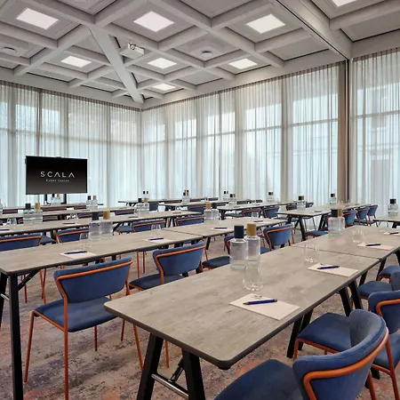 Szálloda By Marriott 4*