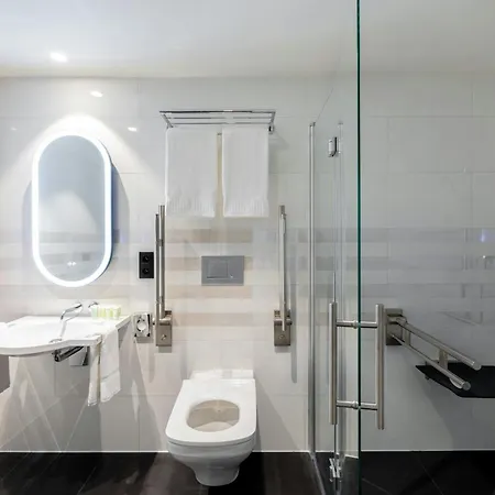 By Marriott 4*