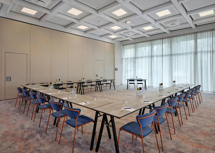 By Marriott Hotell 4*