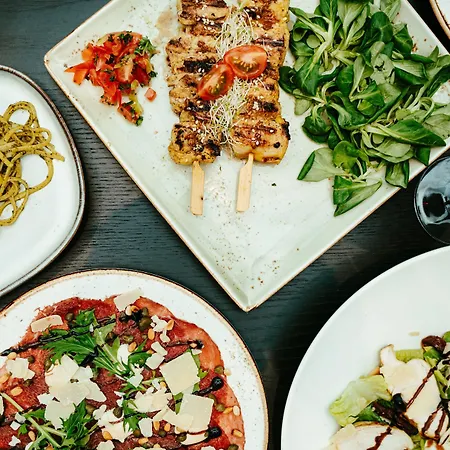 By Marriott 酒店 4*